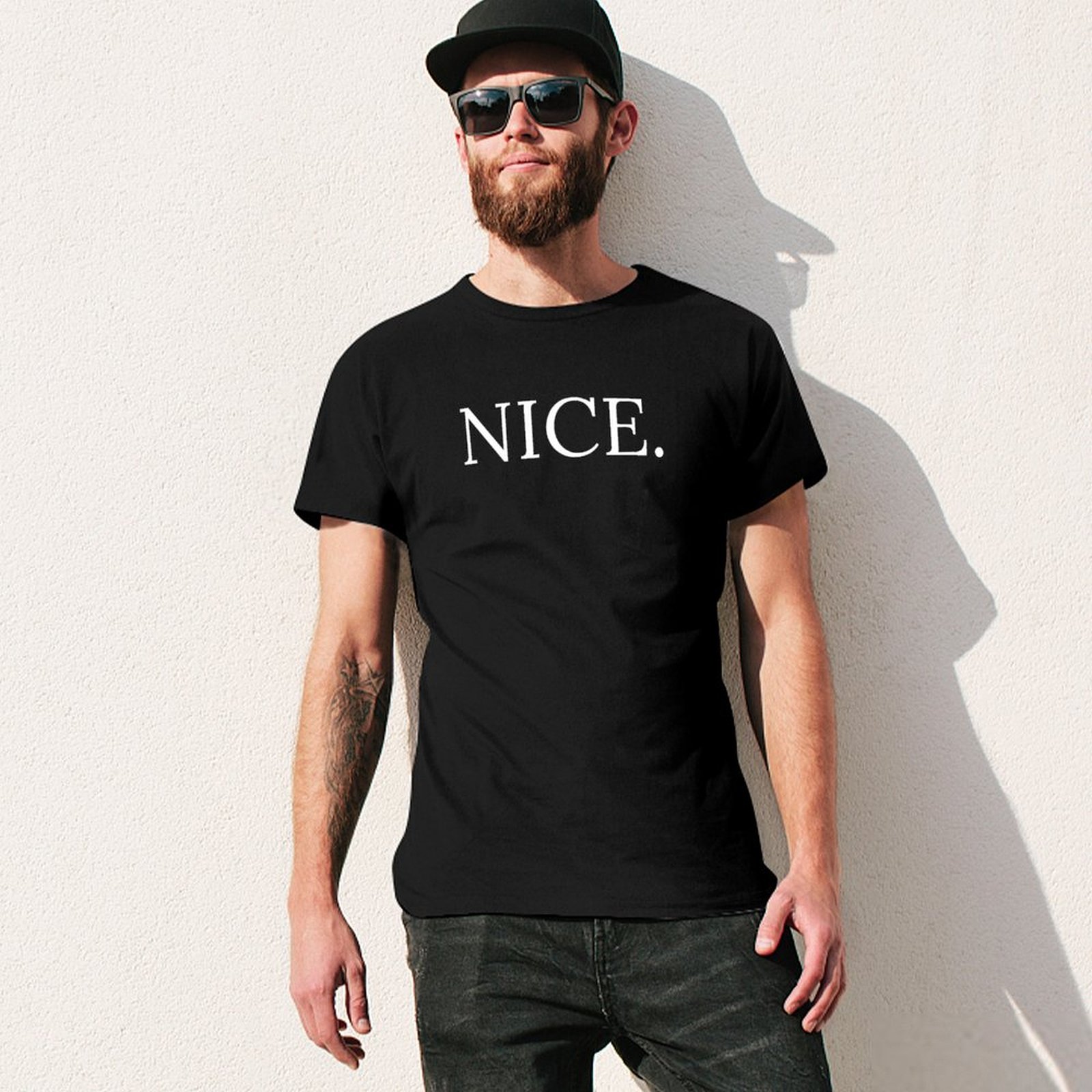 T-shirt de Noël amusant et sar - Outdoor Sports List avis et prix